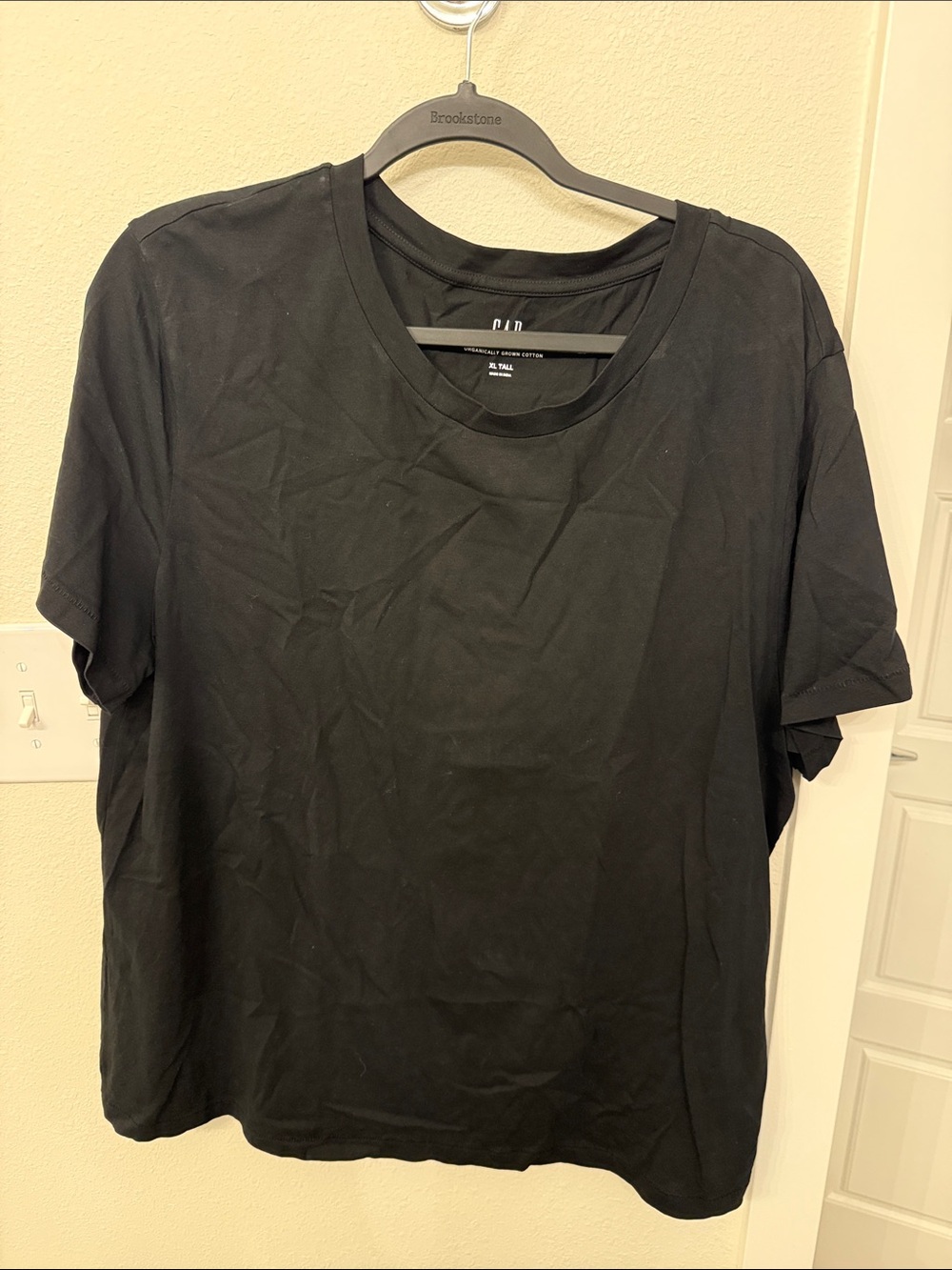 GAP Women's Black Short Sleeve Crew Tee